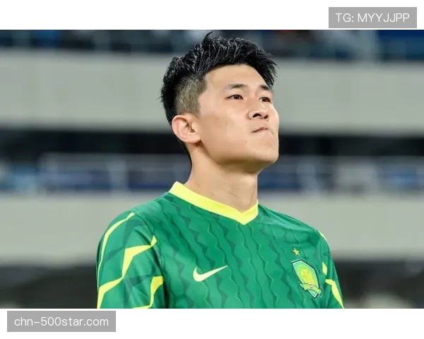 前韩国国脚金玟哉观看北京国安比赛，引发转会市场猜测。